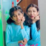 Juhi Parmar Instagram - Everyday is a Sunday when I’m with my baby doll as she makes time turn back and takes me down my own childhood days! The world from her eyes, in pj’s dancing around is so much fun, so innocent and so pure ❤️ #childhood #purefun #bollywood #bollywoodsongs #fun #reels #reel #reelinstagram #reelsvideo #reelkarofeelkaro