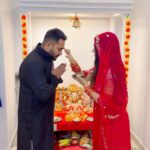 Kaavya Singh Instagram - #happydiwali #🪔 #family #pati #❤️