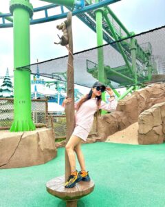 Kaavya Singh Instagram - #malaysia #gentingskyworlds #best #gentinghighland #themepark #malaysialife #travelphotography #travelling #traveller #peace #faith #love #spreadlove #omnamahshivaya 🔱🙏🏻🧿