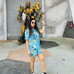 Kaavya Singh Instagram - #singapore🇸🇬 #universalstudios #singaporelife #music #travelphotography #travelling #feelingblessed #omnamahshivaya 🔱❤️🙏🏻🧿 Universal Studios Singapore