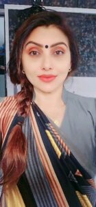 Kajal Nishad Instagram - Koun???