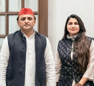 Kajal Nishad Instagram - गरीबो, किसानों, मजदूरों, शिक्षकों, छात्रों और महिलाओं की सशक्त आवाज देश के लोकप्रिय नेता हमारे राजनीतिक प्रेरक परम् आदरणीय @yadavakhilesh  जी को जन्मदिन की हार्दिक बधाई एवं शुभकामनाएं।।🙏💐