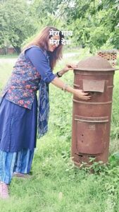 Kajal Nishad Instagram - संदेशे आते हैं,,,,,