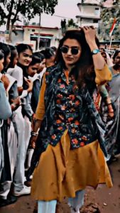 Kajal Nishad Instagram - I LOVE MY INDIA 🇮🇳
ओ देश मेरे,, ❤️