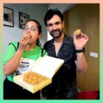 Kajal Raghwani Instagram - 🎊😇Happiest Birthday to you ma friend God bless you with lots of success, happiness, prosperity, love & a lot lot lots of blessings 🙌 Happy Birthday 🎂🥳🎉 In Ladduooooooo ki tarha hamesha mithas bani rahe aapke जीवन me.. 🤗☘️🧿 @jay_yadav_actor 🎁🎉