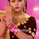 Kajal Yadav Instagram - #Video - मुँह देखाई 💓💓 . . Follow : @blockbuster_bhojpuri . . Credit : @kajalyadav_ky . . . . . . . #kajalyadav #love #newsong #viralreels #instagood #bhojpuri #viralpost #trending #trendingreels #trend #bihar #explore #exploremore #blockbusterbhojpuri