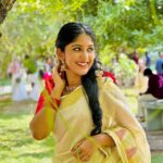Kalyani Anil Instagram - Onam’23 🌼♥️ Onam series -3🌼 #marivanious Neckset @_vr_jewels_ Blouse from @geesahh_designs Thanku @brides_of_deepthi for this hairstyle😘 📸 @namitha_merin_george 🫶🏻 Mar Ivanios College