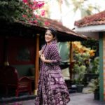 Kalyani Anil Instagram - What attracts you? The EFFORT.!!! Location @mollyskovalam 📸 @travancoreads @jithuthampifm 🎨 @talesbyaravind