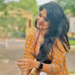 Kalyani Anil Instagram - You drew stars around my scars…🌚 📸 @_.swathy_saji._ #marivanioscollege #ivanios #college Mar Ivanios College