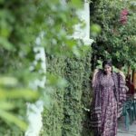 Kalyani Anil Instagram - ഭ്രാന്തമായി ഒരാളെ ചങ്കിൽ കൊണ്ട് നടക്കണമെങ്കിൽ ആ കൊണ്ടുനടക്കുന്നയാൾക്കും ഒരല്പം ഭ്രാന്ത് ഉണ്ടാവണം……. 👗 @vddesignz.in 📸 @travancoreads @jithuthampifm 🎨 @momentssbyelementricx #reelkarofeelkaro #reelitfeelit #trend #viral #songs #lovestatus #love #anarkali