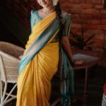 Kalyani Anil Instagram - 💛✨ #transition #reelkarofeelkaro #reelitfeelit #instagram #trending #viral #songs #tamil