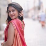 Kalyani Anil Instagram - Pov :This part of the song 🦋🌸 Saree @anika._.boutique Neckset @mayukhi.store 📸 @travancoreads @jithuthampifm #railinoligal #trending #reelkarofeelkaro #reelitfeelit #trendinsong #viral #ashokselvan #tamil #saree #traditional