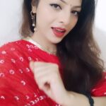 Kanak Yadav Instagram - Dekh Kalaiyan #kanakyadav #kanakactress #कनक_यादव #कनकयादव #reels #trending #happy #explorepage #viral #fyp #tbt #instagood #bold #funny #comedy #memes #love #sexy Dubai UAE