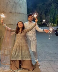 Karan Kundrra Instagram - Diwali 🪔
.
.
.
.
.

Styled by @natashaabothta 
Outfit @shivaliahmedabad