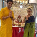 Karan Sharma Instagram - Had great Darshan in two days still more Darshan pending 😬..May BAPPA Bless you all 🤗🙏@iam_snehajain @aloknarulaofficial @jeevanshchadha @acharaya_karun ! #ganeshchaturthi #karansharma . . PS : more Dashan pics coming soon !