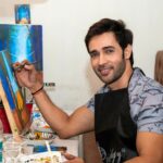 Karan Sharma Instagram - Some memorable moments from painting fun yesterday , which was the surprise for our dear Tanya @tanyasharma27 ... As me n @hellyshahofficial will be missing her birthday celebration.. so chota sa surprise to Banta hai 😉😀!
