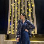 Karisma Kapoor Instagram - Bright lights Festive nights 💙✨🪔 #diwalivibes