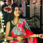 Kaveri Priyam Instagram - That feeling of wearing your Mom’s Saree.☺️♥️ 🪔Happy Diwali 🪔 Foo