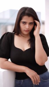 Kavya Kalyanram Instagram - While I was mindlessly scrolling, Instagram suggested I make a reel with this template and so I did 🤷🏼‍♀️