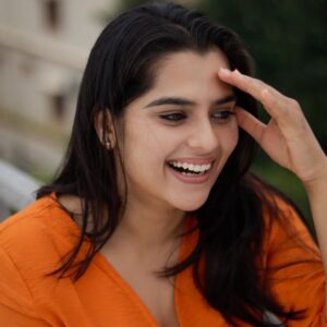 Kavya Kalyanram Instagram - It’s super easy to crack me up and @kilaruness and his 📷 definitely did a good job at that 😅