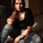 Kavya Kalyanram Instagram - Is it necessary to have a relevant caption for every post? 🫣