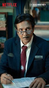 Kay Kay Menon Instagram - Iftekaar Siddiqui is the last man standing, even on the most fateful night. 

#TheRailwayMen - a four episode series releasing on November 18, only on Netflix! 

#TheRailwayMenOnNetflix @kaykaymenon02 @actormaddy @divyenndu @babil.i.k @hindujasunny @iamjuhichawla @dibyenduofficial @mandirabedi #RaghubirYadav @shivrawail @aayush.03 @yogendramogre @yrf #YRFEntertainment