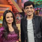Ketaki Mategaonkar Instagram - Incredible Time With Incredible People ☺️💜 Don’t forget to watch Chala Hawa Yeu Dya tomorrow! #ketakimategaonkar #panghrun #chalahawayeudya #laugh #funtime