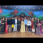 Ketaki Mategaonkar Instagram - Incredible Time With Incredible People ☺️💜 Don’t forget to watch Chala Hawa Yeu Dya tomorrow! #ketakimategaonkar #panghrun #chalahawayeudya #laugh #funtime