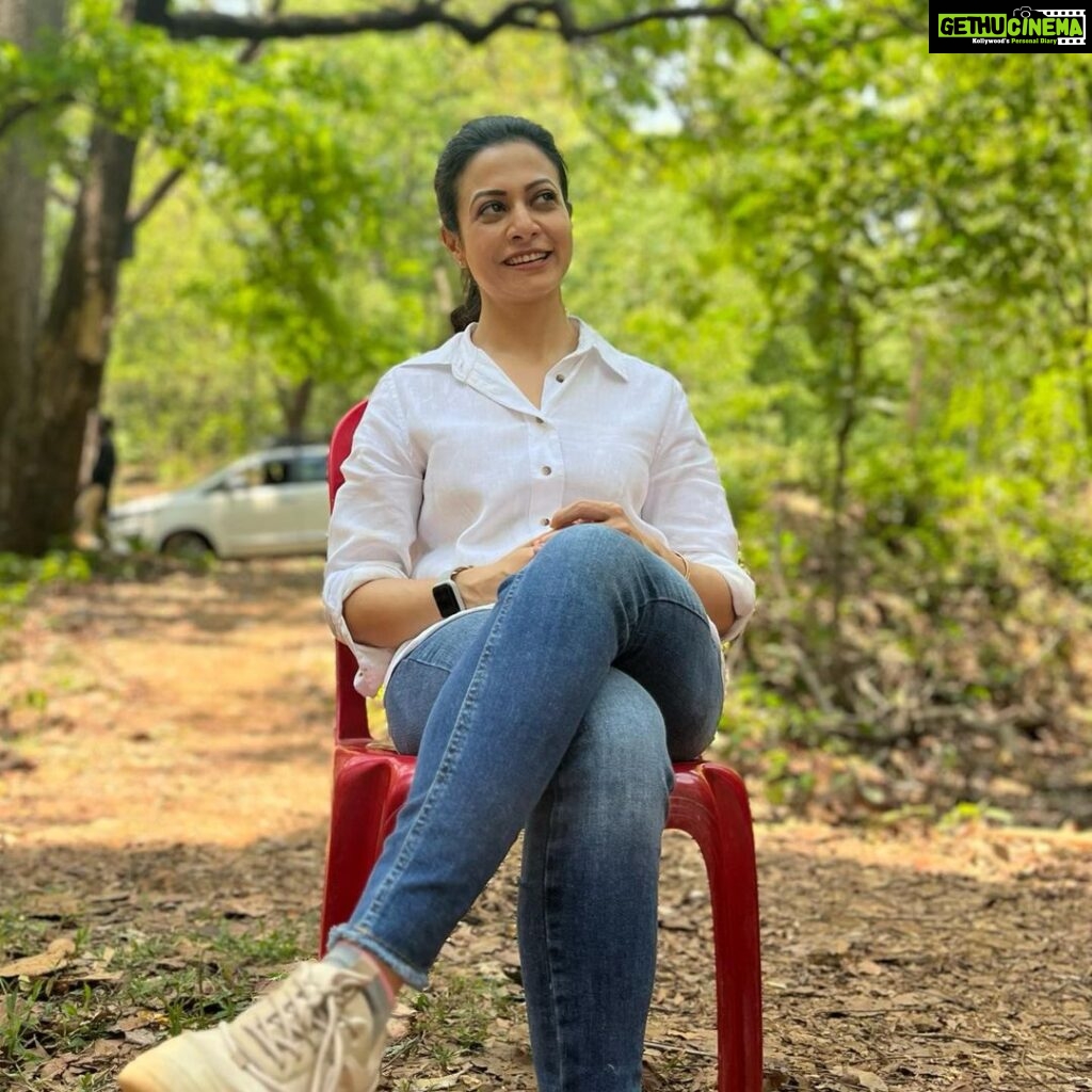 Koel Mallick Instagram - On #worldenvironmentday … Here’s sharing a few behind the scene pictures of #jongolemitinmashi …a lot has been spoken about raising awareness to protect the environment & ecosystem restoration… #green #nature #saynotoplastic #love #koelকথা Jharkhand
