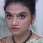Krishna Praba Instagram - Madhumitha…full on full power..🤣💪 #kaliveeduonsuryatv . . #crazy #crazygirl #support #charecter #serial #surya #tamil #malayalam