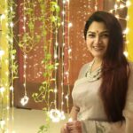 Kushboo Instagram - Wishing you all a very happy Diwali.. ♥️♥️♥️♥️♥️