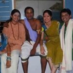 Kushee Ravi Instagram - 🎭ವಿಶ್ವ ರಂಗಭೂಮಿ ದಿನಾಚರಣೆಯ ಶುಭಾಶಯಗಳು 🙏 . . World theatre day 😊