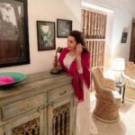 Kyra Dutt Instagram - 𝘐 𝘫𝘶𝘴𝘵 𝘤𝘢𝘭𝘭𝘦𝘥 𝘵𝘰 𝘴𝘢𝘺... The Rajbari Bawali