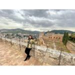 Kyra Dutt Instagram - The Grandeur of Granada. #Alcazaba The fort of #Alhambra The palace city, built in 1200’s. Overlooking the gorgeous snow capped Sierra Nevada in the background.😻 Alcazaba (Alhambra)