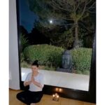 Kyra Dutt Instagram - First Full Moon of the Decade! “Wolf Moon” 🌕🐺 Full Moon Shaman! Full Moon Yoga, Meditation & Chanting... #TraditionsOfTheMoon #Selenophile Join the circle of energy. #PositiveVibesOnly #2020 Shanti-Som Wellbeing Retreat