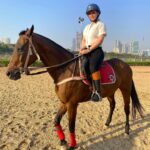 Kyra Dutt Instagram - Monday done right with #Agrima🐴 Good session today! Swipe right for post riding sweaty kisses!😘