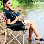 Lahari Shari Instagram - Feeling totally zen 🧘‍♀️ as I soak up the riverside vibes 🌊 Nature's symphony 🍃 has me in awe of its green wonderland 🌳🌿 The perfect spot to unwind and escape the chaos of city life 🌆 Photographer : @troyphotographyofficial #GoodMorning #HappyVibes #lovelylife #PositivityAllAround #RiversideRetreat #NatureNirvana #GreeneryGoals #ChillingByTheRiver #NatureLover #PeacefulParadise Hyderabad