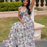 Lahari Shari Instagram - Cherishing the present, for it's the memories of tomorrow. ✨ 😇💃 Designer : @adrijabysonicareddy Photographer : @troyphotographyofficial Stylist : @adamostylestudio #goodmorning #happylife #shootdiaries #awesome #happymood #loveyouall #PositivityInEveryPose #lifestyles #lifeisbeautiful #actresslife #teluguactress #CinematicMagic #movies #MomentsTurnToMemories Hyderabad
