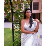 Lahari Shari Instagram - Shining bright like a star on the second day of Navratri 2023 ✨ Embracing the festive vibes in this gorgeous saree, radiating elegance and grace 🌸💃 Saree : @srikrishnasilk Ptographer : @troyphotographyofficial Stylist : @adamostylestudio #NavratriVibes #FestiveFeeling #SareeLove #TraditionalGlam #FashionGoals #IndianFestivals #CelebrationMode #DazzlingDivas #InstaFashion #OOTD #EthnicChic #GlamorousAndGraceful #Navratri2023 #Fashionista #InstaStyle #SlayingTheFestivities #DressedToImpress #StunningInSaree #actress #teleuguactress #telugucinema #telugumovies #filmcity #hyderabad #tollywood #Navratri2023 #navratri #navratrispecial #chaitranavratri #durga Hyderabad