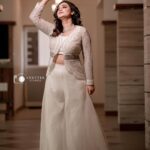 Lakshmi Nakshathra Instagram - Owning the beauty of White 🤍✨ #White&White #lakshminakshathra #nakshathramusings 📸. @frame_stitcherweddings @shutterstories_byamal Outfit @silkycalicut Styling @stylewithandriya Muah @sindhu_valsan Jwlry @adorebypriyanka