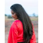 Lakshmi Priyaa Chandramouli Instagram - Hello, It's been a while! 🌶️ Shot by the brilliant @madwhoworks #PhotoShoot #ActorsLife #KollywoodActress #TamilActress #TamilPonnu #SelfStyling #SelfMakeUp #LakshmiPriyaaChandramouli #WorkLife #Experiments #GratitudeAlways #GratitudeAllDayEveryDay #EcrPhotoShoot #DreamWithoutFear #LoveWithoutLimits #PatiencePays ECR