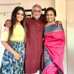 Lakshmy Ramakrishnan Instagram - Wishing everyone a very Happy and prosperous Deepavali 🙏😍 This Diwali is v special for our family, grateful, thankful to my Hanuman 😍the Universe and for all the prayers and best wishes showered on us🙏🙏🙏