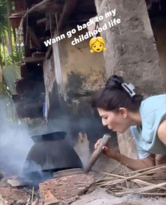 Madhavi Nimkar Instagram - Unforgettable memories 💖🫶🏻
.
.
#maazgaon 🌴
#guhagar❤ 🌊🐟