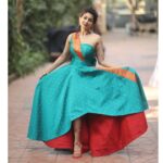 Madhavi Nimkar Instagram - ‘Star pravah parivar puraskar 2023’ 🌸🌸🌸 @star_pravah . . Style by @durggapaithanisbydarshna @durggabydarshana 🤗 . Make up and hair @makeup_artist_priyanka_taras ❤️ @sneha_sanas_makeupartist . Photography 📸@aniket_kadlak_photography_ Jewellery and footwear by @theelanstyle 💎