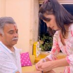 Madhavi Nimkar Instagram - Sunil dada happy rakshabandhan 🦋🥰 ( Gift dilel ahe dada ne 😁) Miss you Sameer dada ❤️ . . #featival #rakshabandhan #brothersister @tawades