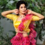 Madhavi Nimkar Instagram - Dress up and show up… 💖 🦋🦋 All set for #starpravahganeshotsav2023 Style by @isash22 Makeup and hair by @supriya_pawar_bridal_makeover Jewellery by @shreerampearls Photographer @creativesoul.co.in