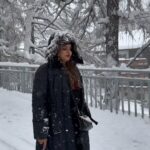 Madhu Sharma Instagram - “Snowflakes are one of nature’s most fragile things, but just look at what they can do when they stick together #snowfall #zermatt #switzerland #explore #explorepage✨ #happiness