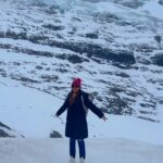 Madhu Sharma Instagram - Switzerland mein DDLJ pe reel toh banti hai #switzerland🇨🇭 #switzerland #switzerland_destinations #europe #reels #reelsinstagram #ree #reelitfeelit #reelsvideo #ddlj #ddljsongs #ddljvibes