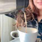 Madhu Sharma Instagram - Chai #chai #tealover #tea #reels #reelsinstagram #reelitfeelit #ree #reel #reelkarofeelkaro #reelsvideo