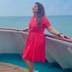 Madhu Sharma Instagram - Cordelia cruise #cordeliacruise #cruising #ship #cruisinglife #sea #sunrise #sunset #black #happy #happyday #experience #wonderful